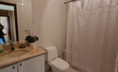 Excelente departamento con amplios espacios a pasos de la Av. Alemania