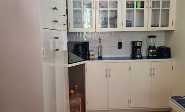 RENTO CASA EN CUERNAVACA AMUEBLADA CERCA A LA AUTOPISTA HACIA CDMX
