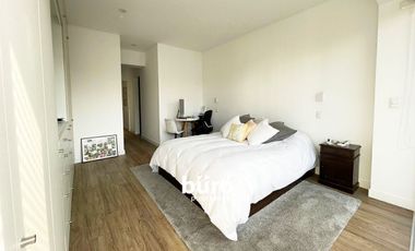 OPORTUNIDAD INVERSIÓN! MODERNO DEPARTAMENTO EN VENTA A PASOS PARQUE MIRAFLORES