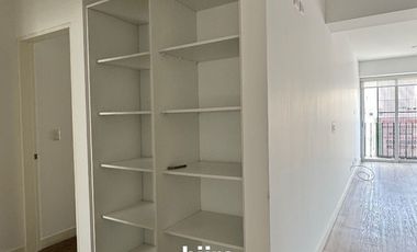 OPORTUNIDAD INVERSIÓN! MODERNO DEPARTAMENTO EN VENTA A PASOS PARQUE MIRAFLORES