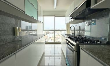 Penthouse de lujo en alquiler en Malecon de Miraflores  Vista espectacular al Mar