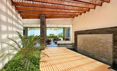 Casa de Playa en venta en Club Golf de Asia