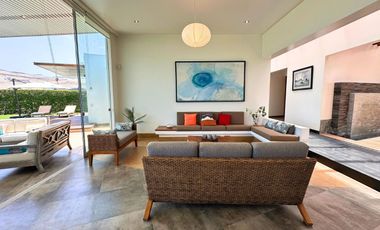 Casa de Playa en venta en Club Golf de Asia