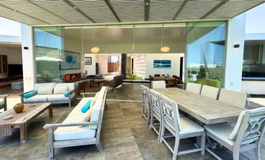 Casa de Playa en venta en Club Golf de Asia