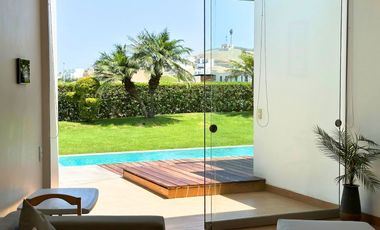 Casa de Playa en venta en Club Golf de Asia