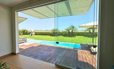 Casa de Playa en venta en Club Golf de Asia