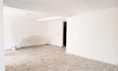 Casa Enorme En Renta En Izcalli (Cuautitlán) Carretera México Quéretaro (dirección Centro Ciudad)