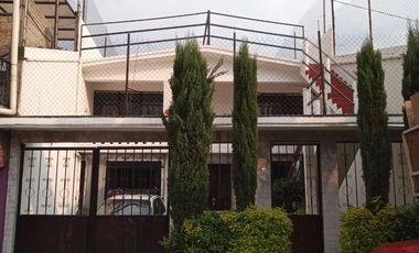 Casa Enorme En Renta En Izcalli (Cuautitlán) Carretera México Quéretaro (dirección Centro Ciudad)