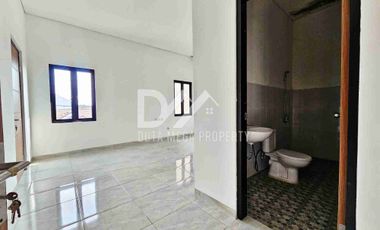 Dijual Cepat Rumah Cantik Siap Huni Lokasi Strategis dekat kemana-mana di Serpong BSD