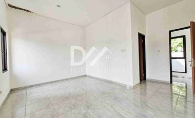 Dijual Cepat Rumah Cantik Siap Huni Lokasi Strategis dekat kemana-mana di Serpong BSD