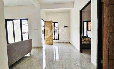 Dijual Cepat Rumah Cantik Siap Huni Lokasi Strategis dekat kemana-mana di Serpong BSD