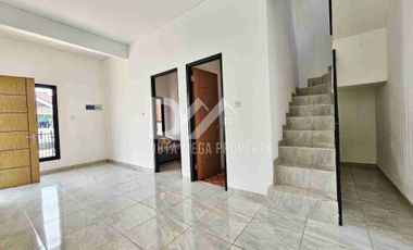 Dijual Cepat Rumah Cantik Siap Huni Lokasi Strategis dekat kemana-mana di Serpong BSD