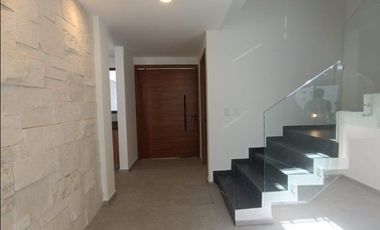 GRAN CASA EN VENTA PARQUE NAYARIT, LOMAS DE ANGELÓPOLIS, PUEBLA