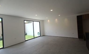 GRAN CASA EN VENTA PARQUE NAYARIT, LOMAS DE ANGELÓPOLIS, PUEBLA