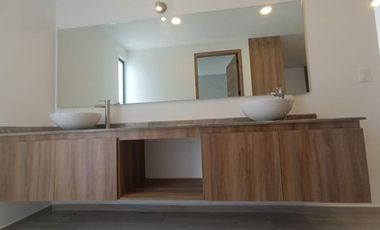 GRAN CASA EN VENTA PARQUE NAYARIT, LOMAS DE ANGELÓPOLIS, PUEBLA