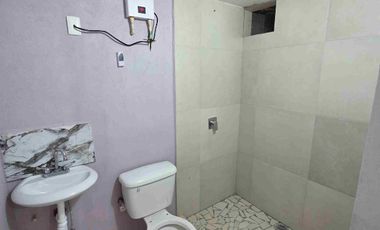 Edificio en venta de 14 habitaciones para estudiantes, en el Fraccionamiento Piracantos, en Pachuca, Hidalgo.