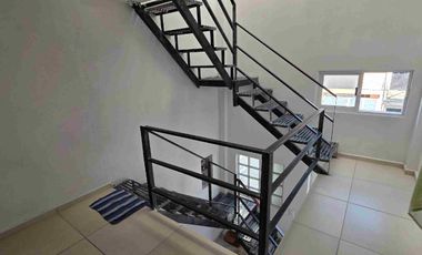 Edificio en venta de 14 habitaciones para estudiantes, en el Fraccionamiento Piracantos, en Pachuca, Hidalgo.