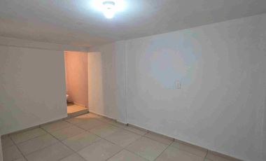 Edificio en venta de 14 habitaciones para estudiantes, en el Fraccionamiento Piracantos, en Pachuca, Hidalgo.