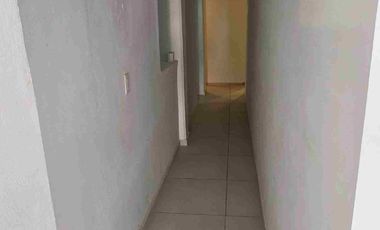 Edificio en venta de 14 habitaciones para estudiantes, en el Fraccionamiento Piracantos, en Pachuca, Hidalgo.