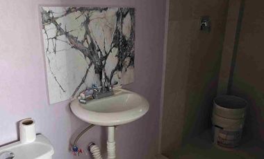 Edificio en venta de 14 habitaciones para estudiantes, en el Fraccionamiento Piracantos, en Pachuca, Hidalgo.