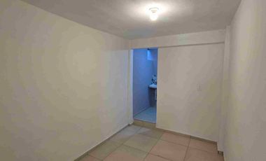 Edificio en venta de 14 habitaciones para estudiantes, en el Fraccionamiento Piracantos, en Pachuca, Hidalgo.