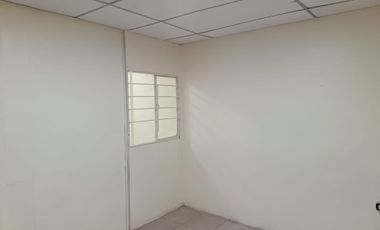 Casa de alquiler en Mucho Lote 1, 3 dormitorios, calle cerrada.