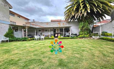 EN VENTA - CASA CON 4 HABITACIONES Y 200M2 DE JARDIN