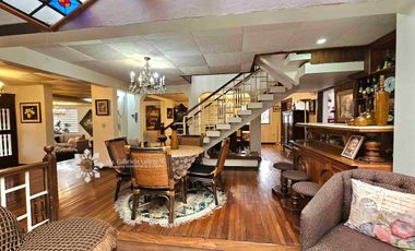 EN VENTA - CASA CON 4 HABITACIONES Y 200M2 DE JARDIN