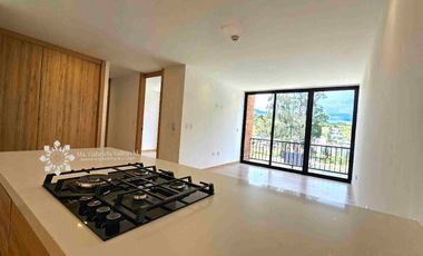 EN VENTA - MODERNO DEPARTAMENTO DE 2 HABITACIONES CON VISTA AL RÍO YANUNCAY. 

‼️POR ESTRENAR‼️