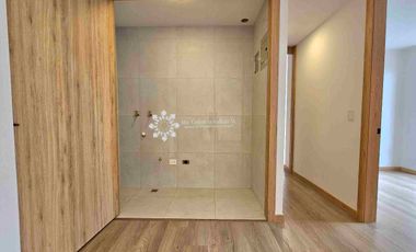 EN VENTA - MODERNO DEPARTAMENTO DE 2 HABITACIONES CON VISTA AL RÍO YANUNCAY. 

‼️POR ESTRENAR‼️