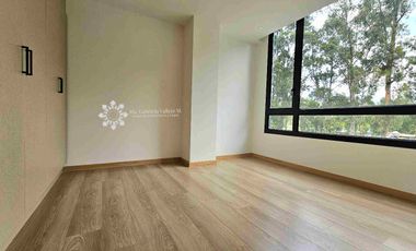 EN VENTA - MODERNO DEPARTAMENTO DE 2 HABITACIONES CON VISTA AL RÍO YANUNCAY. 

‼️POR ESTRENAR‼️