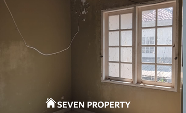 DIJUAL RUMAH 2 LANTAI – LEGENDA WISATA  Hunian luas & nyaman untuk keluarga modern!