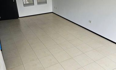 Casa en renta con amplio jardín en Lomas de Angelópolis 2 recamaras