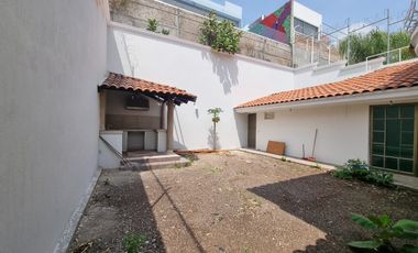 Casa venta cerro del tesoro 5 recamaras estudio terraza jardín, 8 autos. San pedro Tlaquepaque