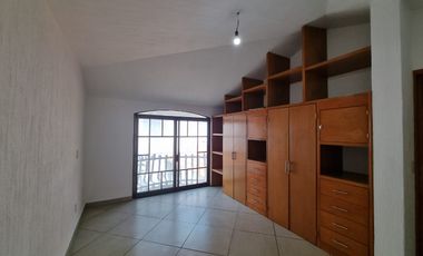 Casa venta cerro del tesoro 5 recamaras estudio terraza jardín, 8 autos. San pedro Tlaquepaque
