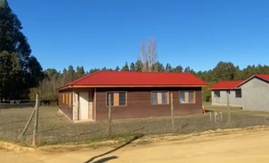 Se vende parcela 5000 mts con agua y luz Litueche