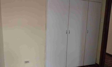 Rento Departamento Espacioso con Chimenea y Parqueadero – Sector Av. del Maestro y Quitumbe – $340
