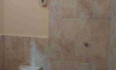 Rento Departamento Espacioso con Chimenea y Parqueadero – Sector Av. del Maestro y Quitumbe – $340