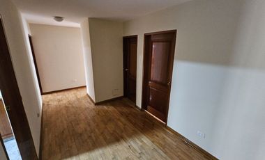 Alquiler de amplio departamento de 170 M2 en Chacarilla del Estanque – Surco