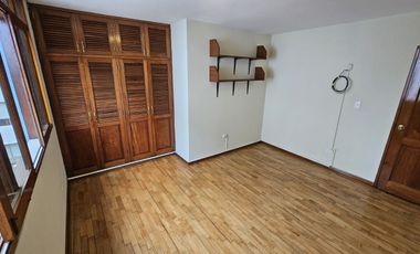 Alquiler de amplio departamento de 170 M2 en Chacarilla del Estanque – Surco
