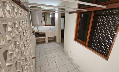 Alquiler de amplio departamento de 170 M2 en Chacarilla del Estanque – Surco