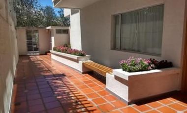 SUITE TOTALMENTE AMOBLADA