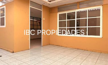 SE VENDE CASA EN CALLE