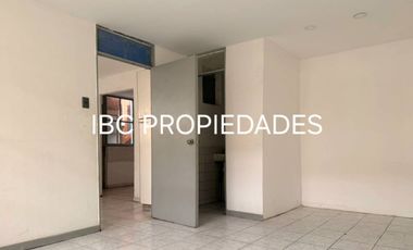 SE VENDE CASA EN CALLE
