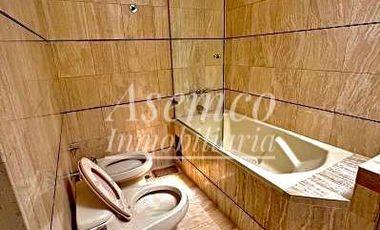 SURCO - Venta de Moderna Casa en Chacarilla del Estanque frente a Parque