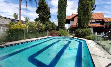 Vendo Quinta en Mirasierra Valle de los Chillos.