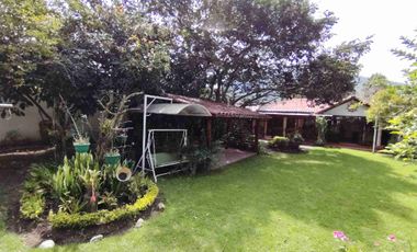 Vendo Quinta en Mirasierra Valle de los Chillos.