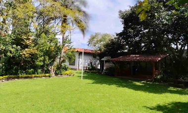 Vendo Quinta en Mirasierra Valle de los Chillos.