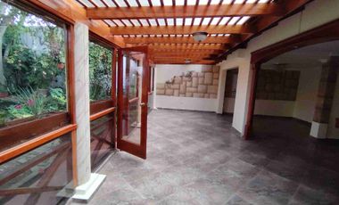 Vendo Quinta en Mirasierra Valle de los Chillos.