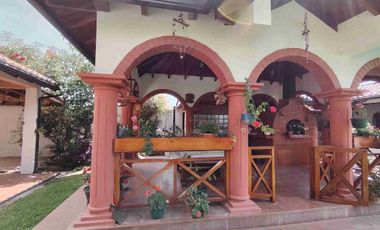 Vendo Quinta en Mirasierra Valle de los Chillos.